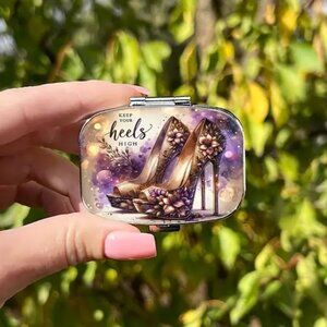 1pc.  Goldish Purple High Heel Pill Box